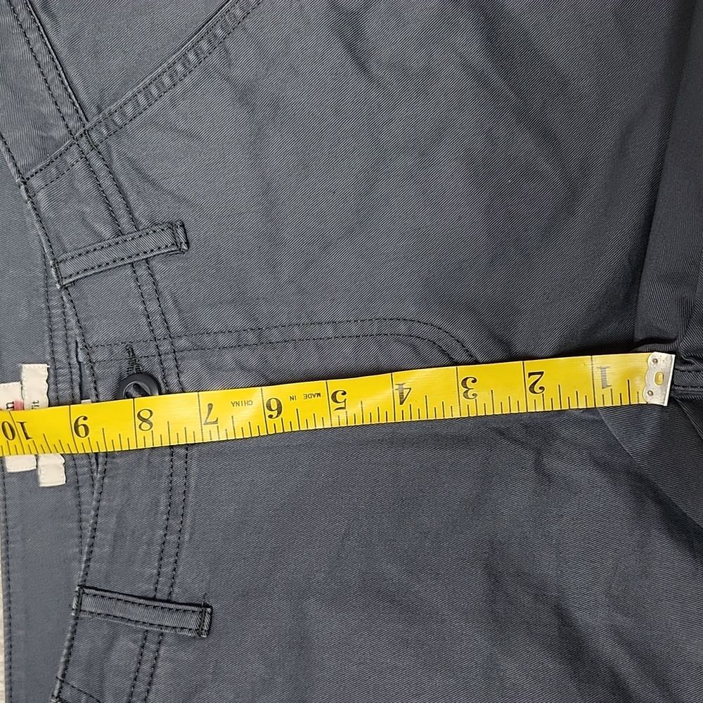 L.L. Bean Women's Favorite Fit Gray Capris Cropped Pants Size 4 Grayish Blue - Picture 9 of 11